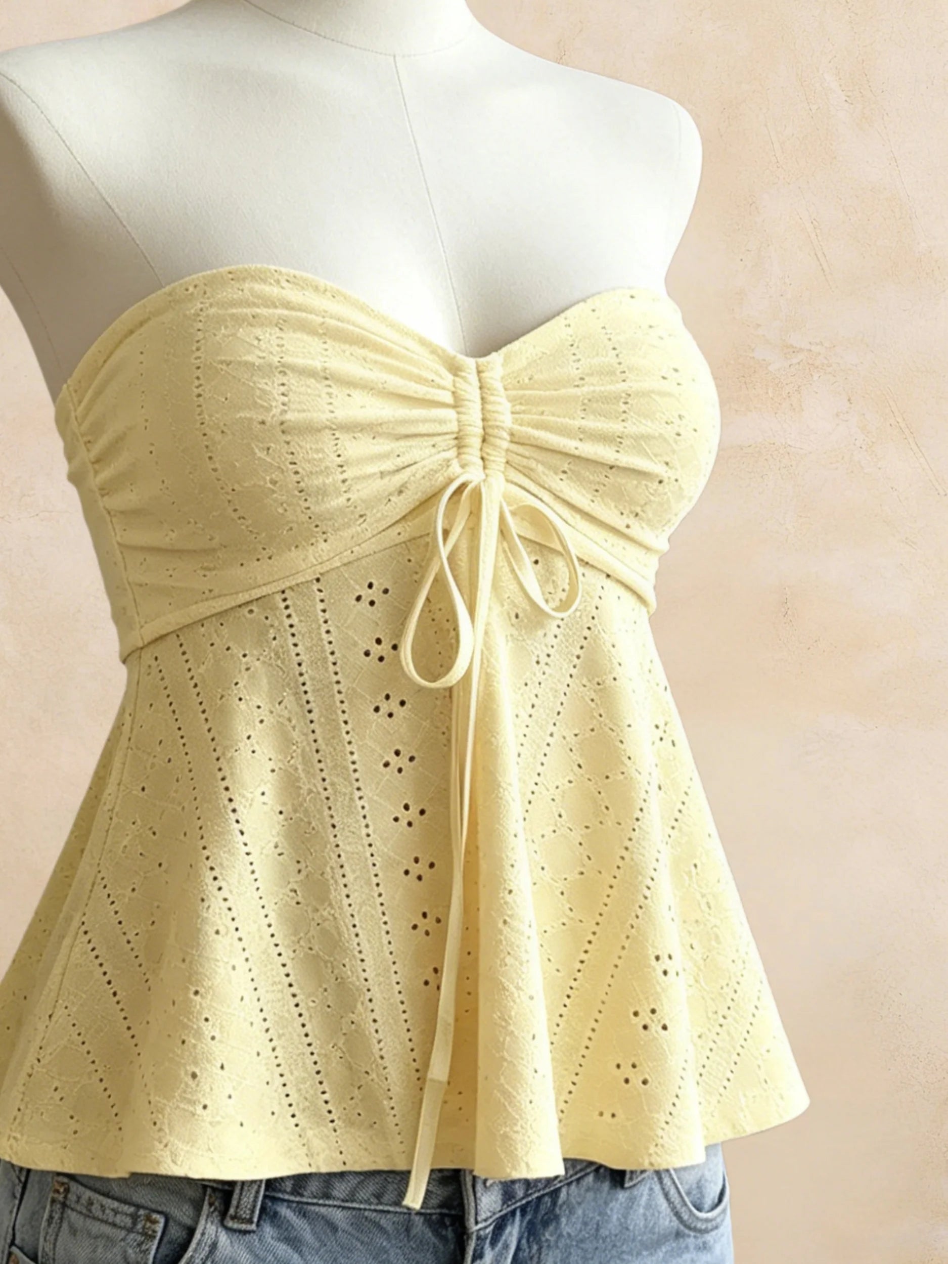 Women Yellow Eyelet Lace Tube Top Casual Ruched Tie Front Peplum Strapless Camisole
